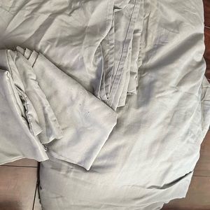 Queen Bedding Set - 1 Fitted Sheet, 1 Flat Sheet, 2 pillowcases (Plain Grey)